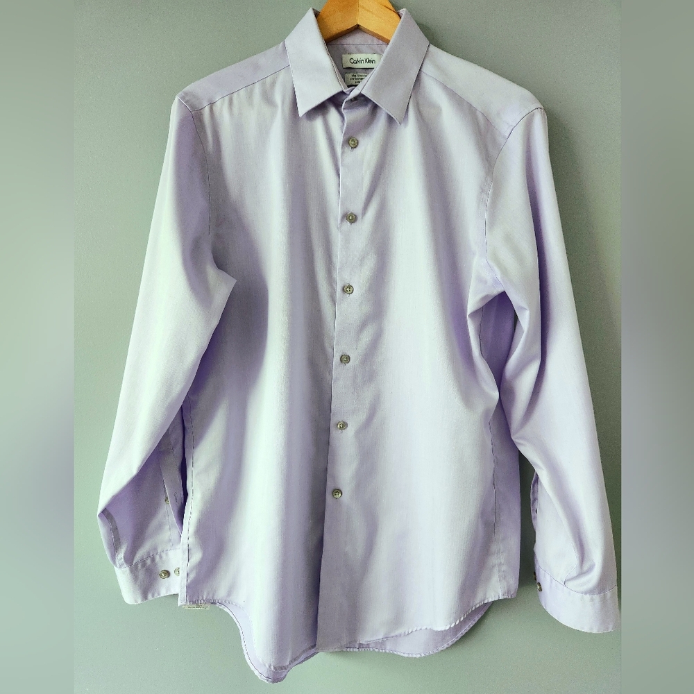 Calvin Klein Long-Sleeve Button Up Shirt - Light Purple - Size 16 32/33